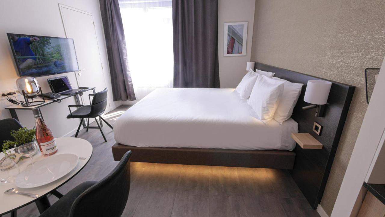 Five Resort Cholet Centre Bagian luar foto